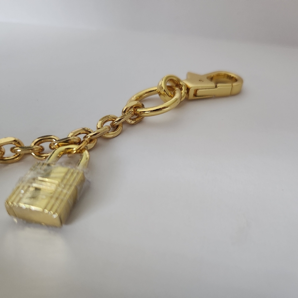 Hermès Gold Purse Charm Or Keychain. 8" Goldtone. - Picture 4 of 7